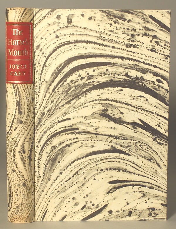 (#137529) THE HORSE'S MOUTH ... AND THE OLD STRIDE AT PLANT'S (A DISCARDED CHAPTER OF THE HORSE'S MOUTH). Edited by Andrew Wright with Preface, Notes and Bibliography. Joyce Cary.