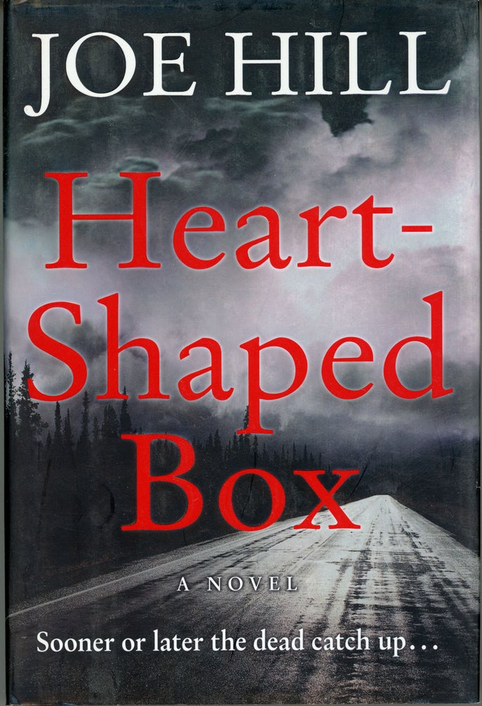 (#160259) HEART-SHAPED BOX. Joe Hill.
